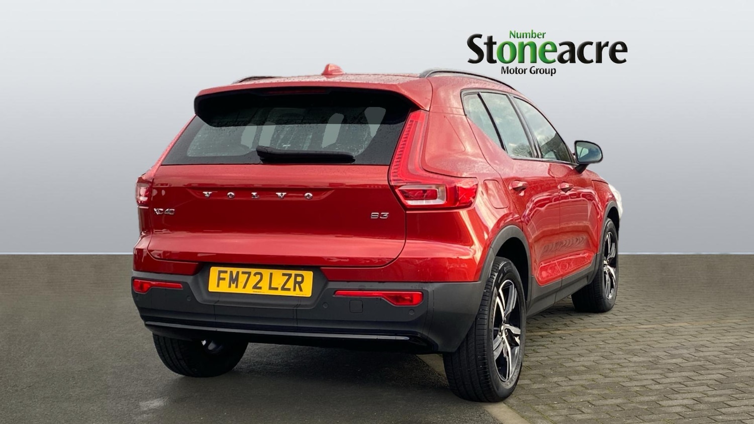 Used Volvo XC40 2023 for sale - 76633171: Photo 2
