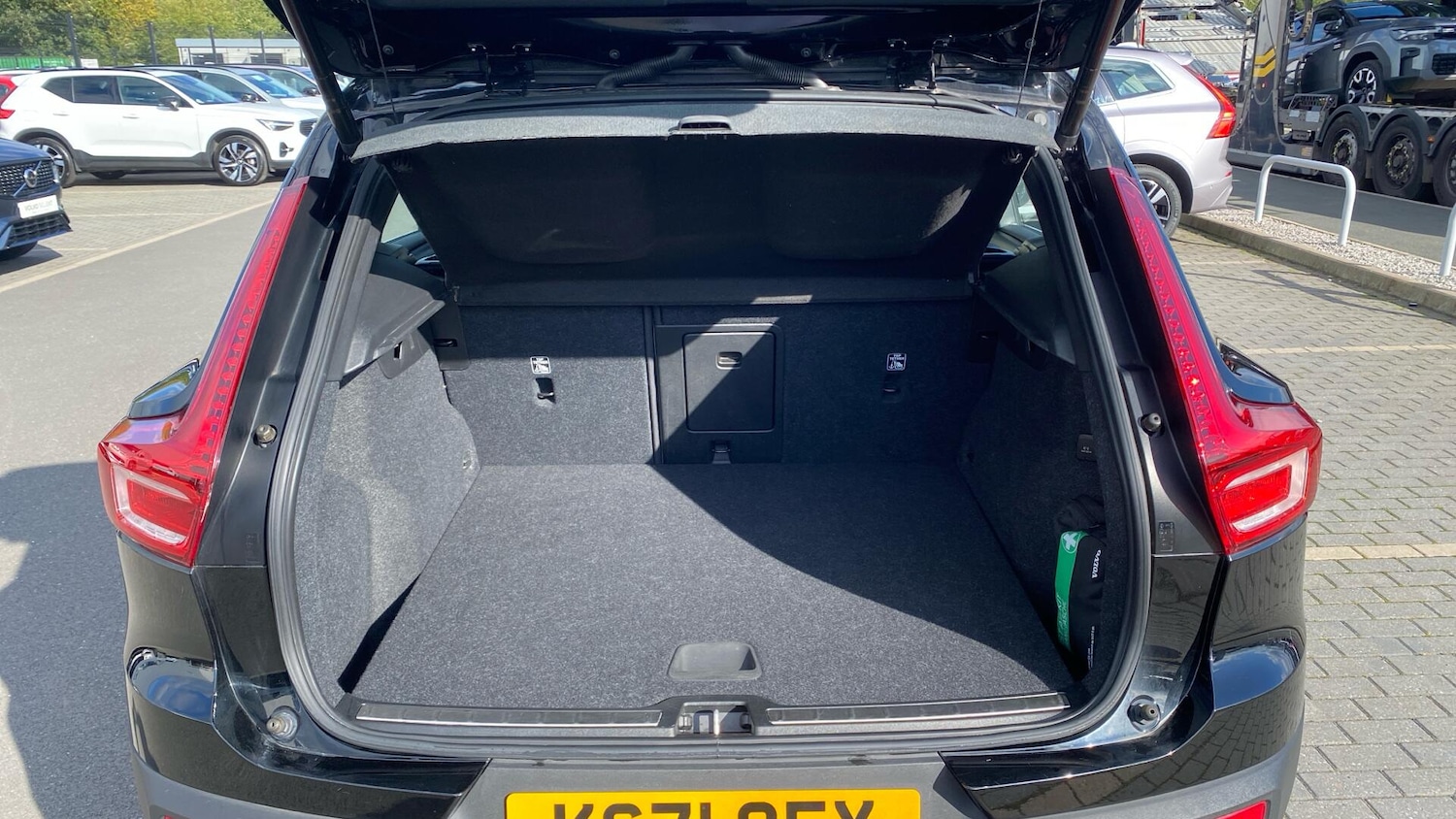 Used Volvo XC40 2022 for sale - 76152536: Photo 13