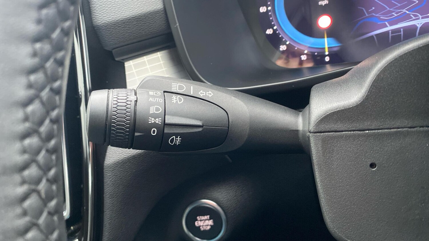 Used Volvo XC40 2022 for sale - 77344440: Photo 15