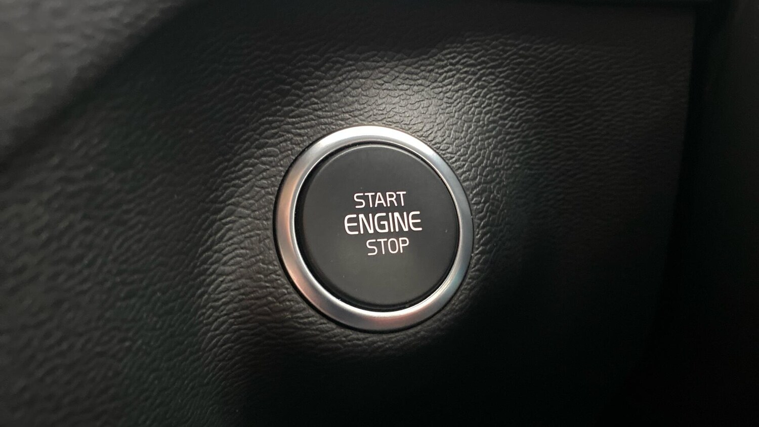 Used Volvo XC40 2022 for sale - 77344440: Photo 20