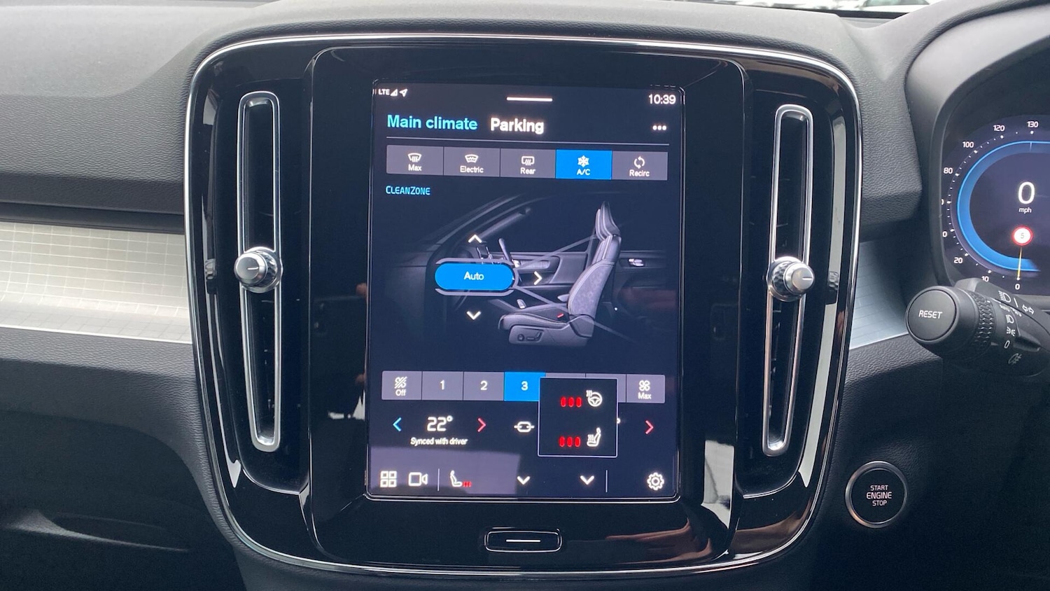 Used Volvo XC40 2022 for sale - 77344440: Photo 26