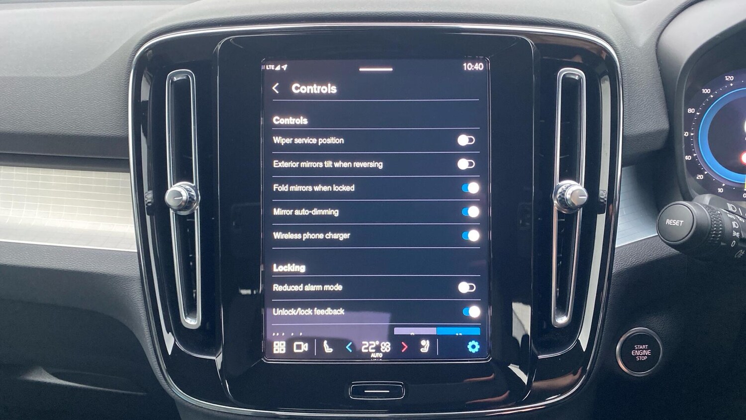 Used Volvo XC40 2022 for sale - 77344440: Photo 31