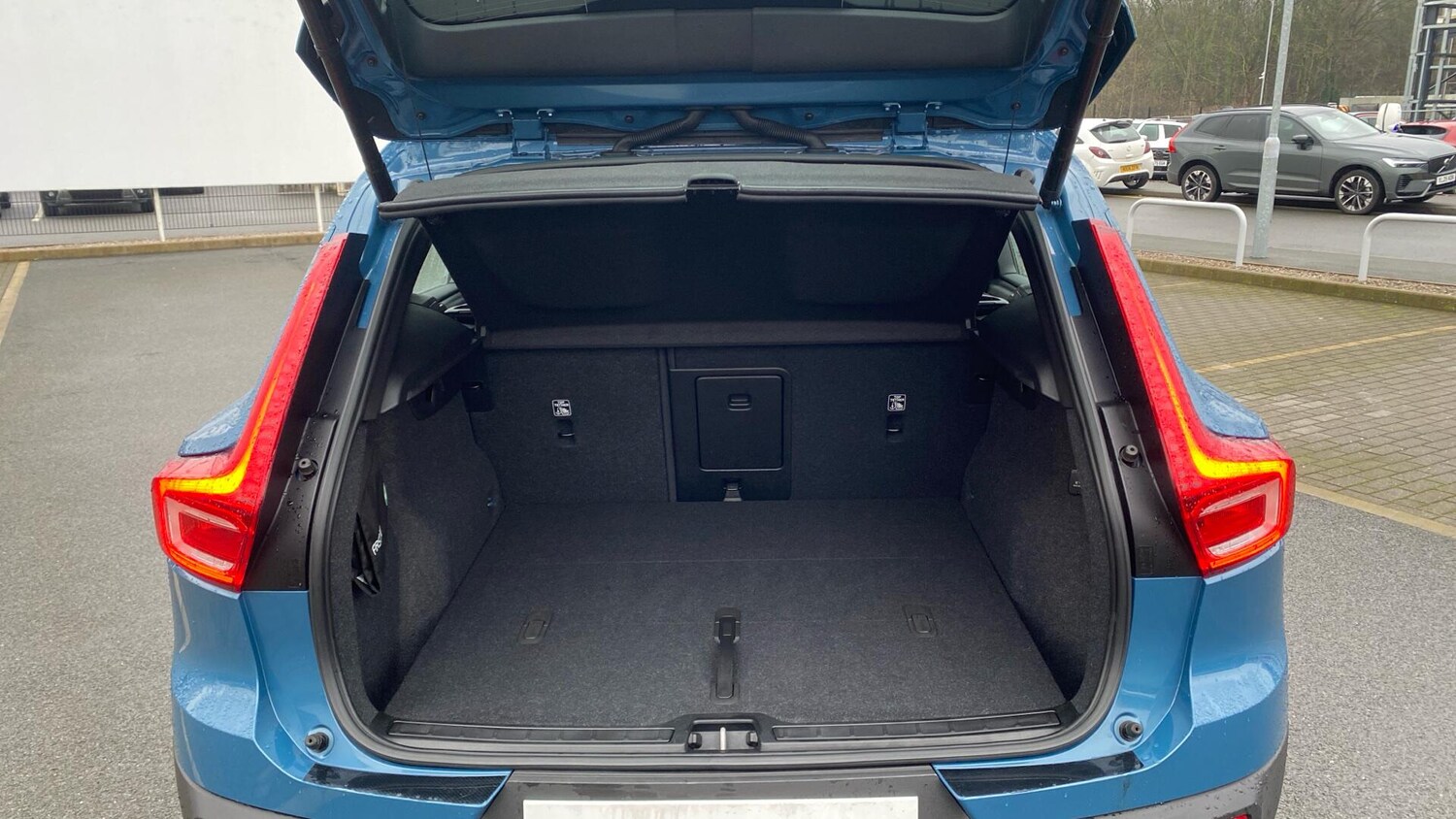 Used Volvo XC40 2022 for sale - 77344440: Photo 35