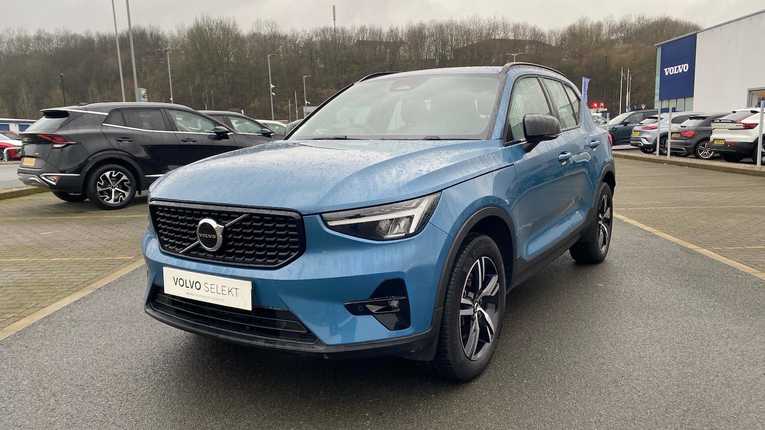 Used Volvo XC40 2022 for sale - 77344440: Photo 4