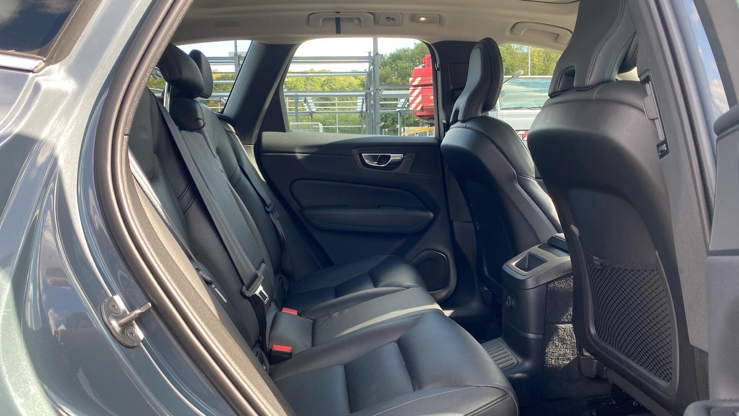 Used Volvo XC60 2023 for sale - 76072578: Photo 6