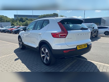 Used Volvo XC40 2026 for sale - 79224699: Photo