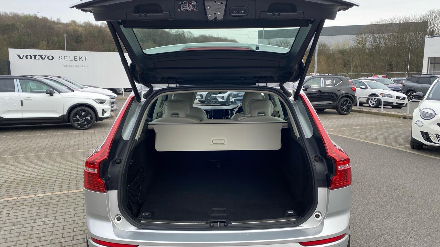 Used Volvo XC60 2018 for sale - 78006314: Photo 37