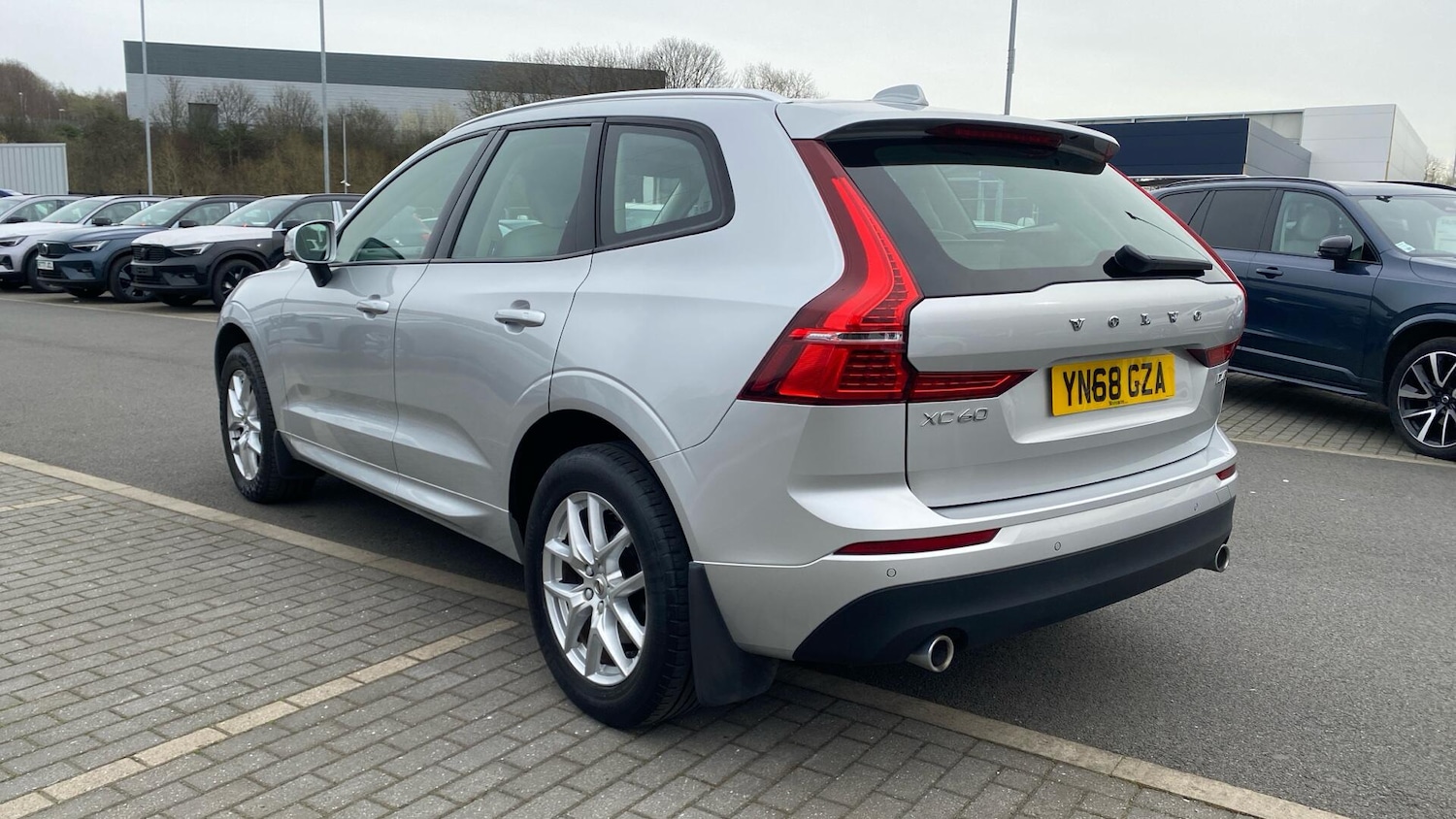 Used Volvo XC60 2018 for sale - 78006314: Photo 5