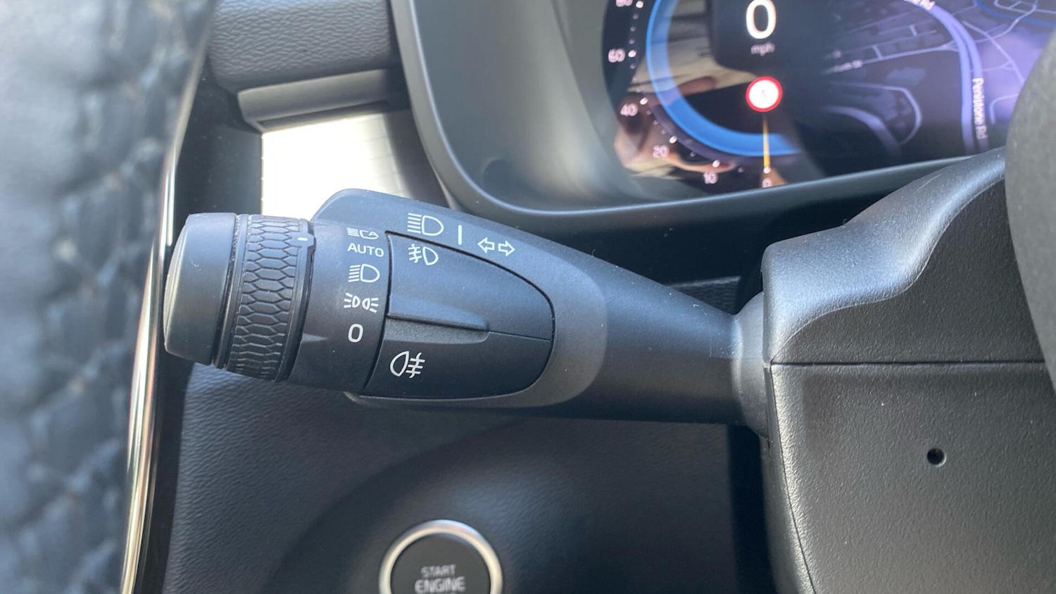 Used Volvo XC40 2023 for sale - 78086410: Photo 20