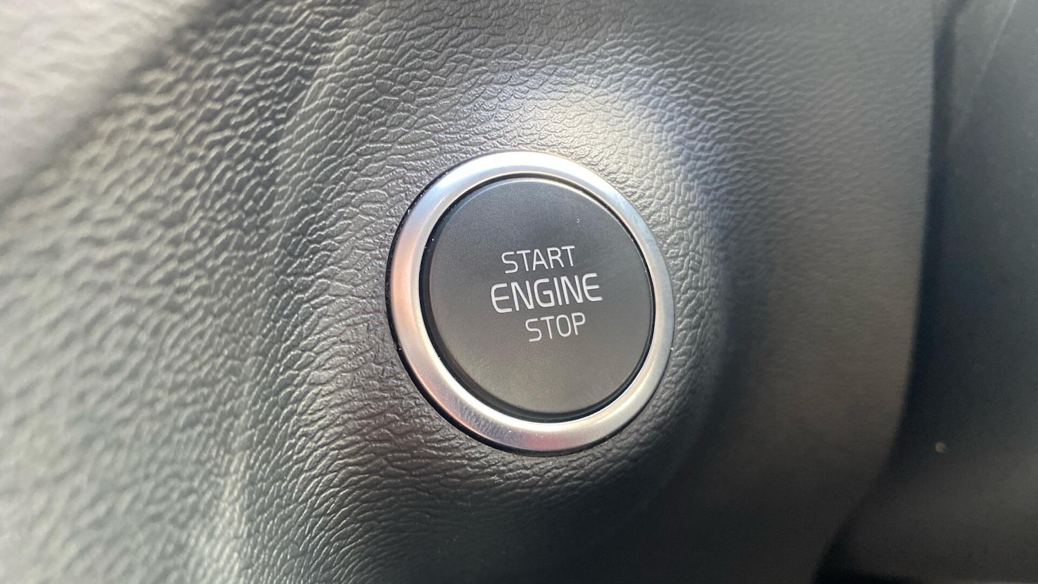 Used Volvo XC40 2023 for sale - 78086410: Photo 27