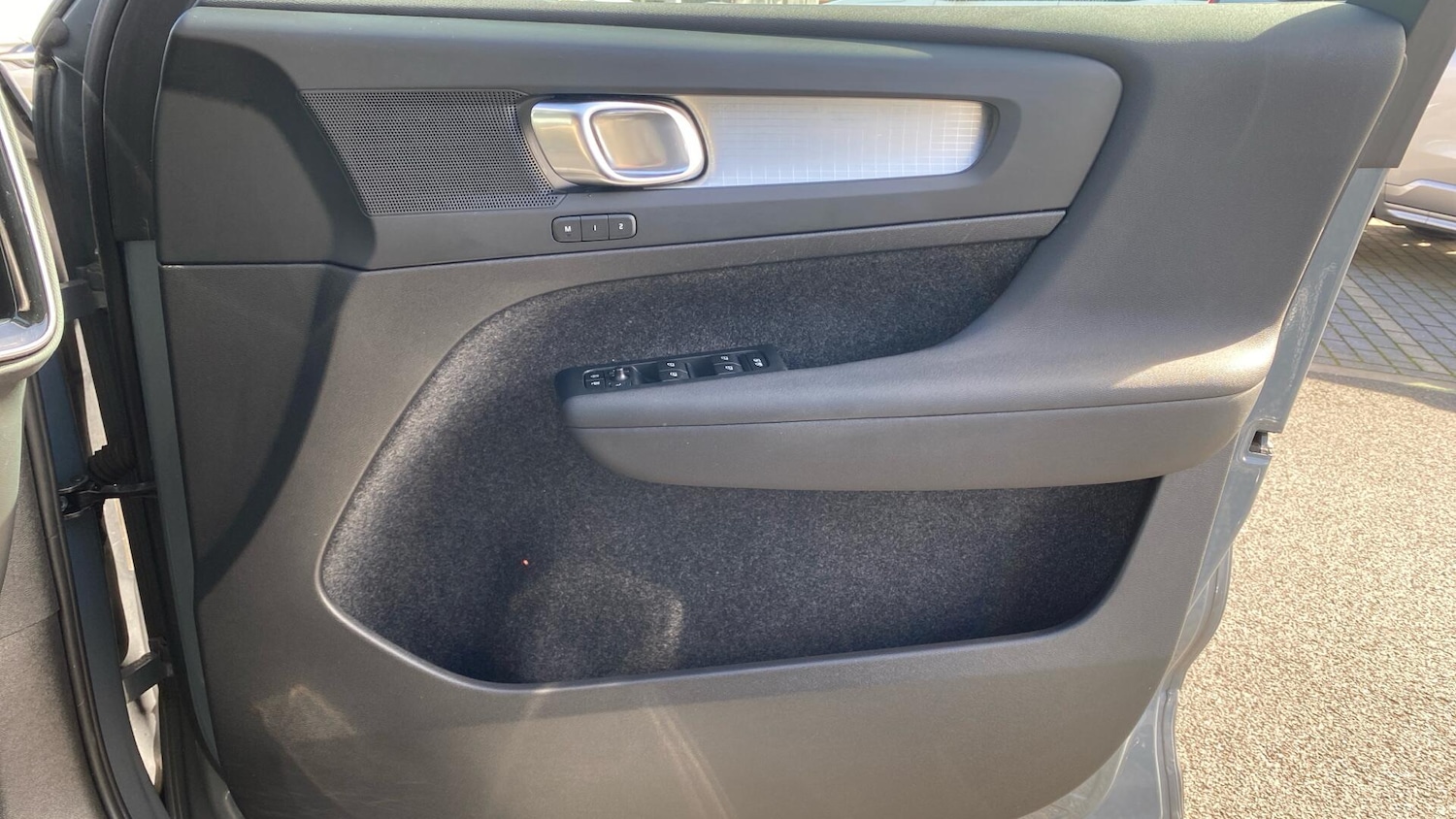 Used Volvo XC40 2023 for sale - 78086410: Photo 29