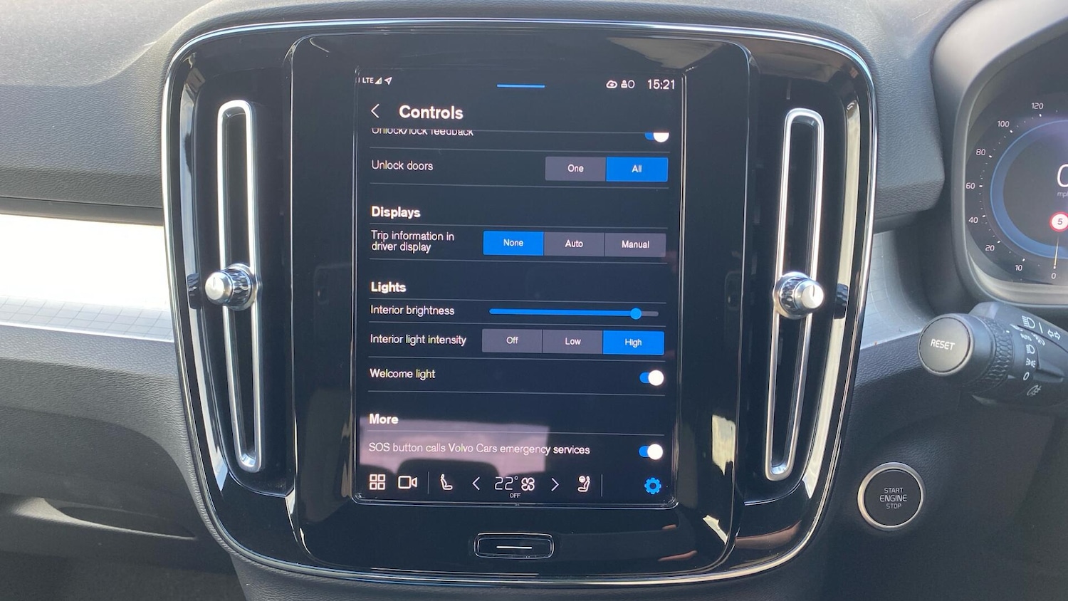 Used Volvo XC40 2023 for sale - 78086410: Photo 31