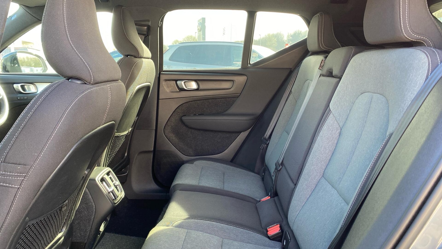 Used Volvo XC40 2023 for sale - 78086410: Photo 33