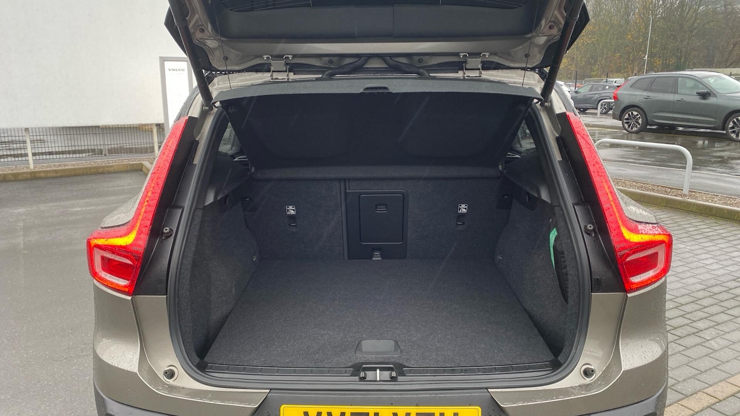 Used Volvo XC40 2022 for sale - 76856012: Photo 13