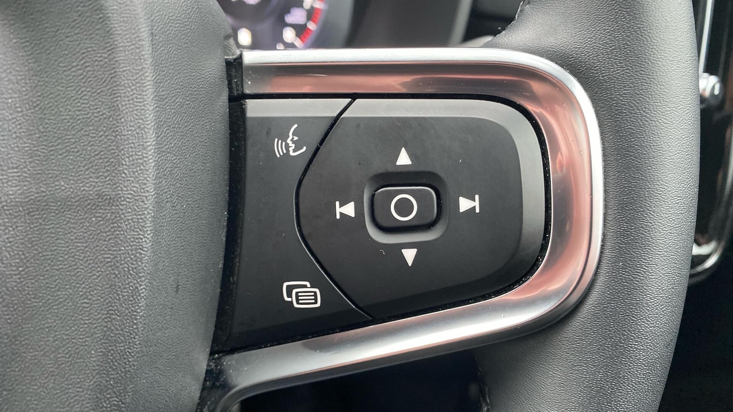 Used Volvo XC40 2022 for sale - 76856012: Photo 22