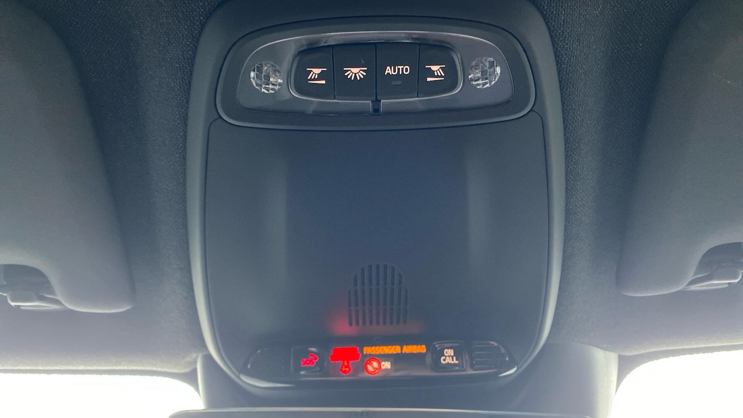 Used Volvo XC40 2022 for sale - 76856012: Photo 28