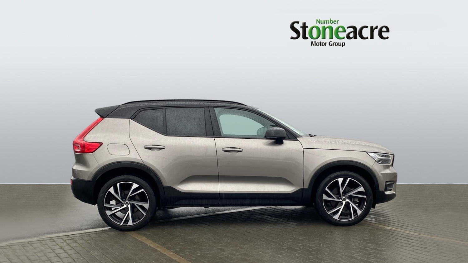 Used Volvo XC40 2022 for sale - 76856012: Photo 3