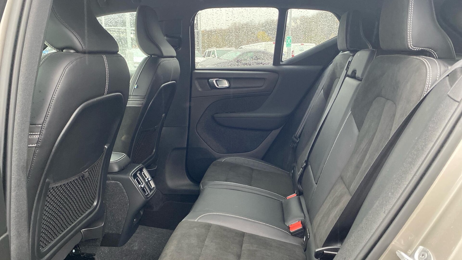 Used Volvo XC40 2022 for sale - 76856012: Photo 31