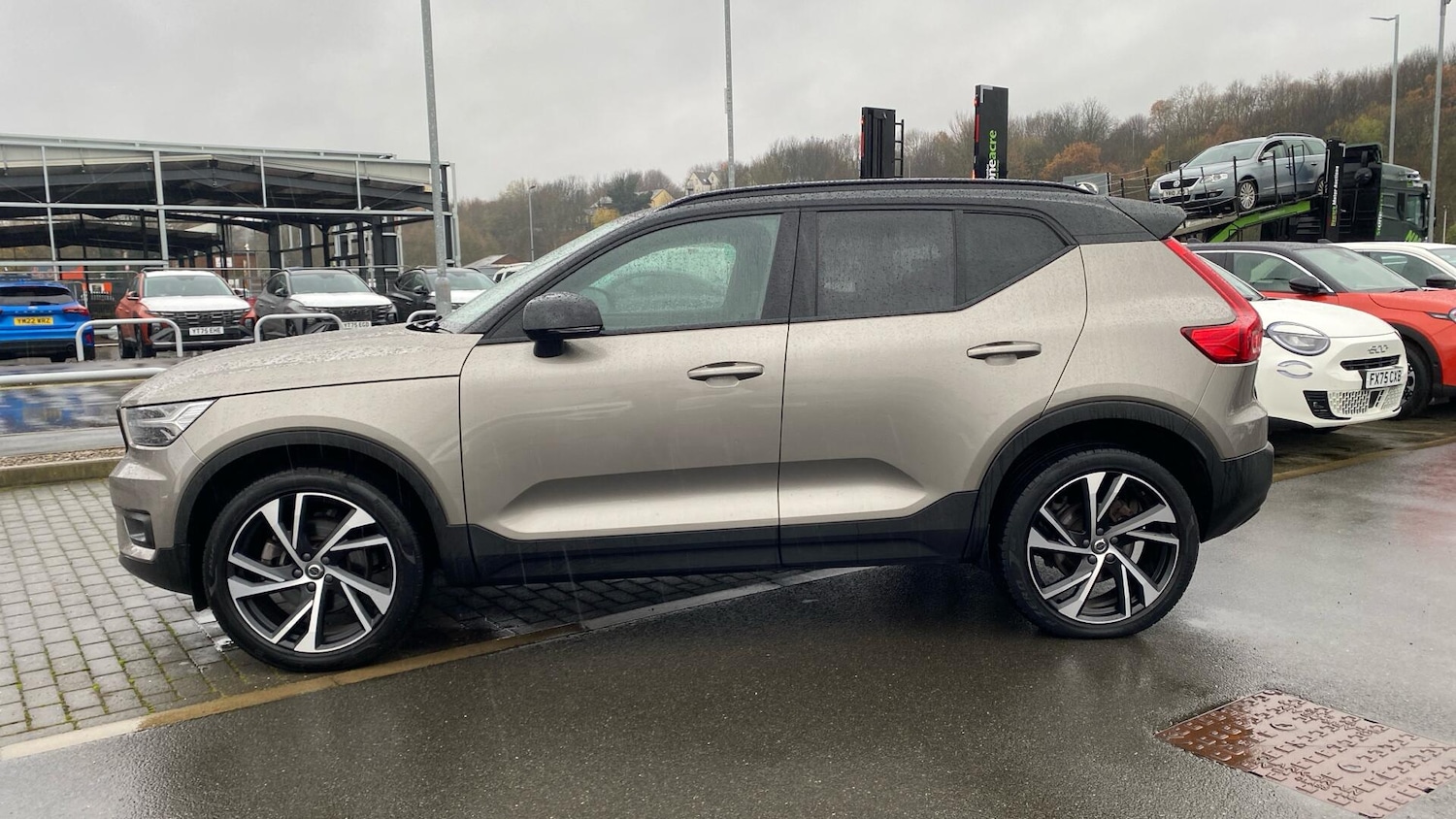 Used Volvo XC40 2022 for sale - 76856012: Photo 35