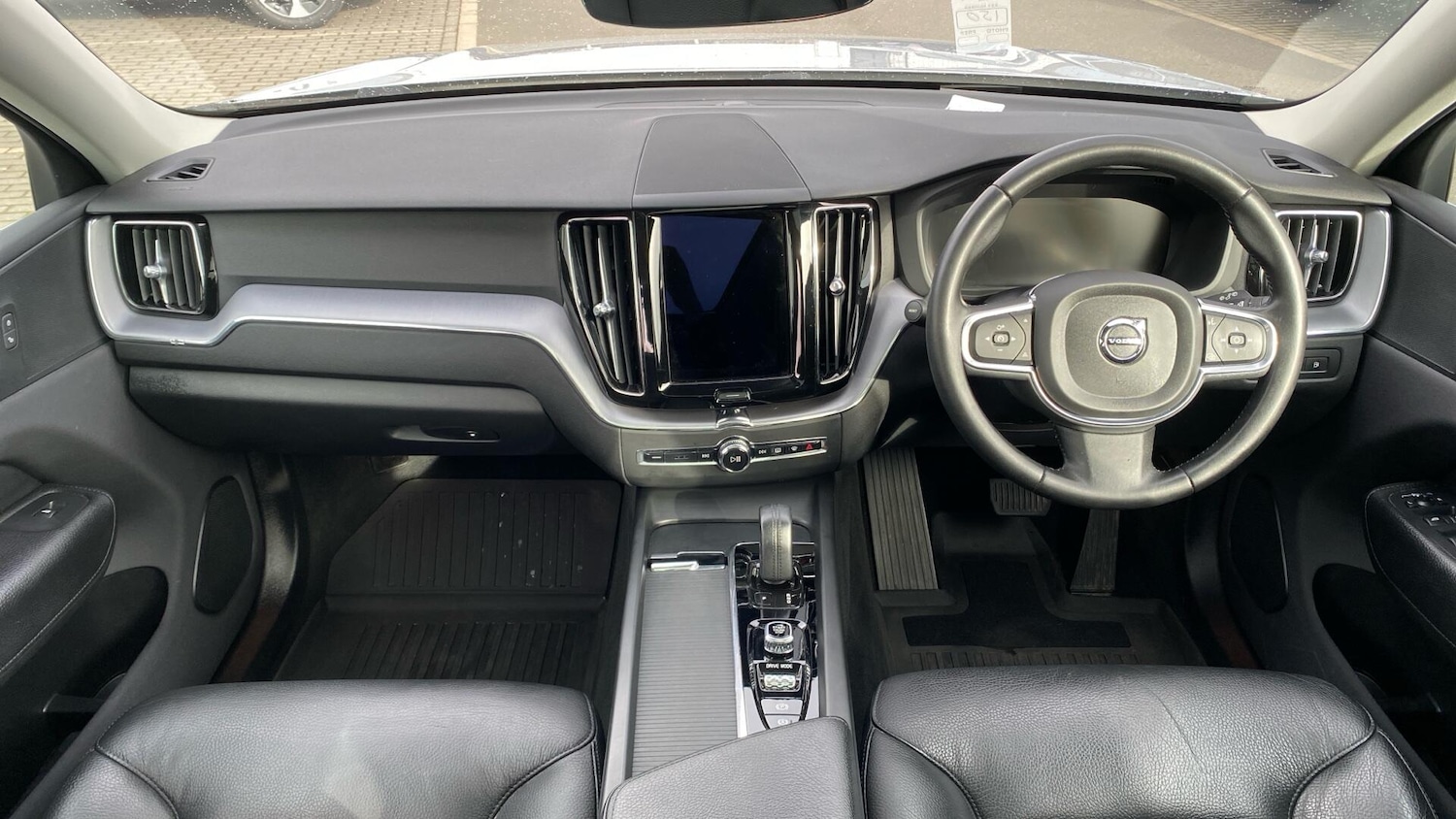 Used Volvo XC60 2021 for sale - 77925401: Photo 5