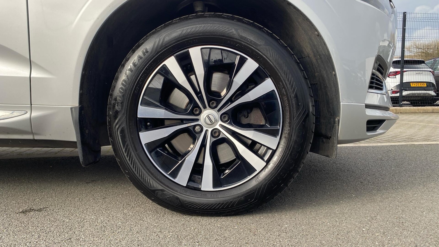 Used Volvo XC60 2021 for sale - 77925401: Photo 9