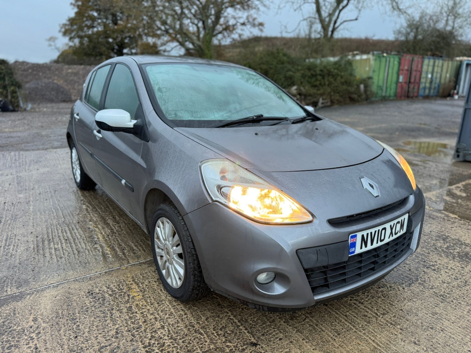 Used Renault Clio 2010 for sale - 76686919: Photo 1