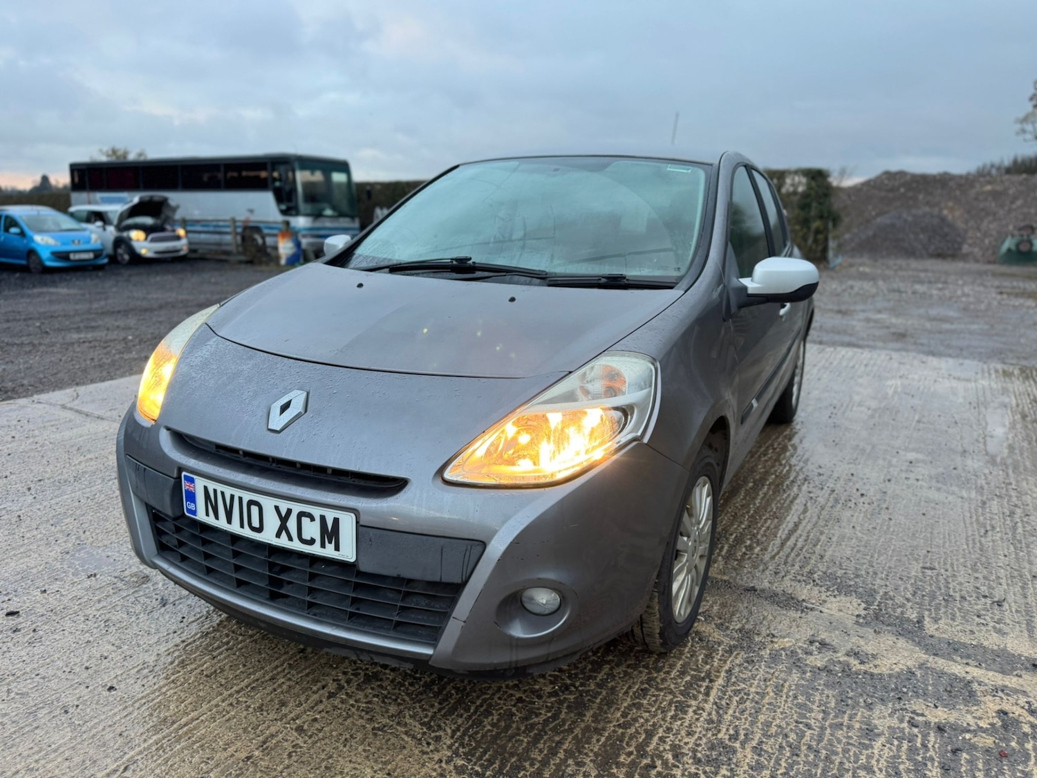 Used Renault Clio 2010 for sale - 76686919: Photo 3
