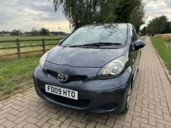2009 (09) - 2009 Toyota Aygo 1.0 VVT-i + 3dr hatch £20 road tax new mot