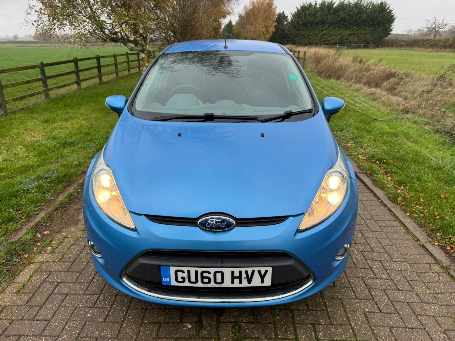 Used Ford Fiesta 2010 for sale - 76544323: Photo 2