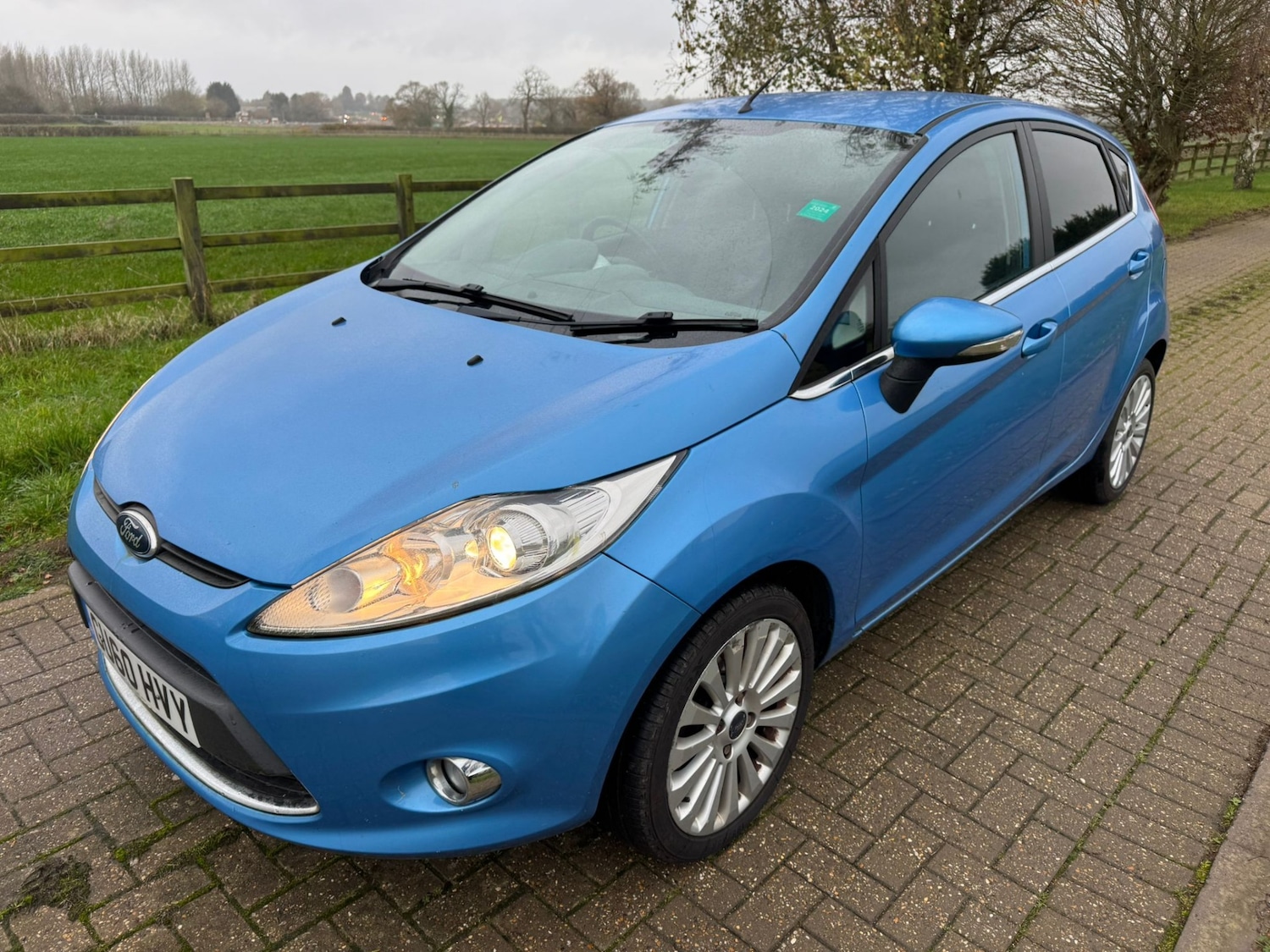 Used Ford Fiesta 2010 for sale - 76544323: Photo 3