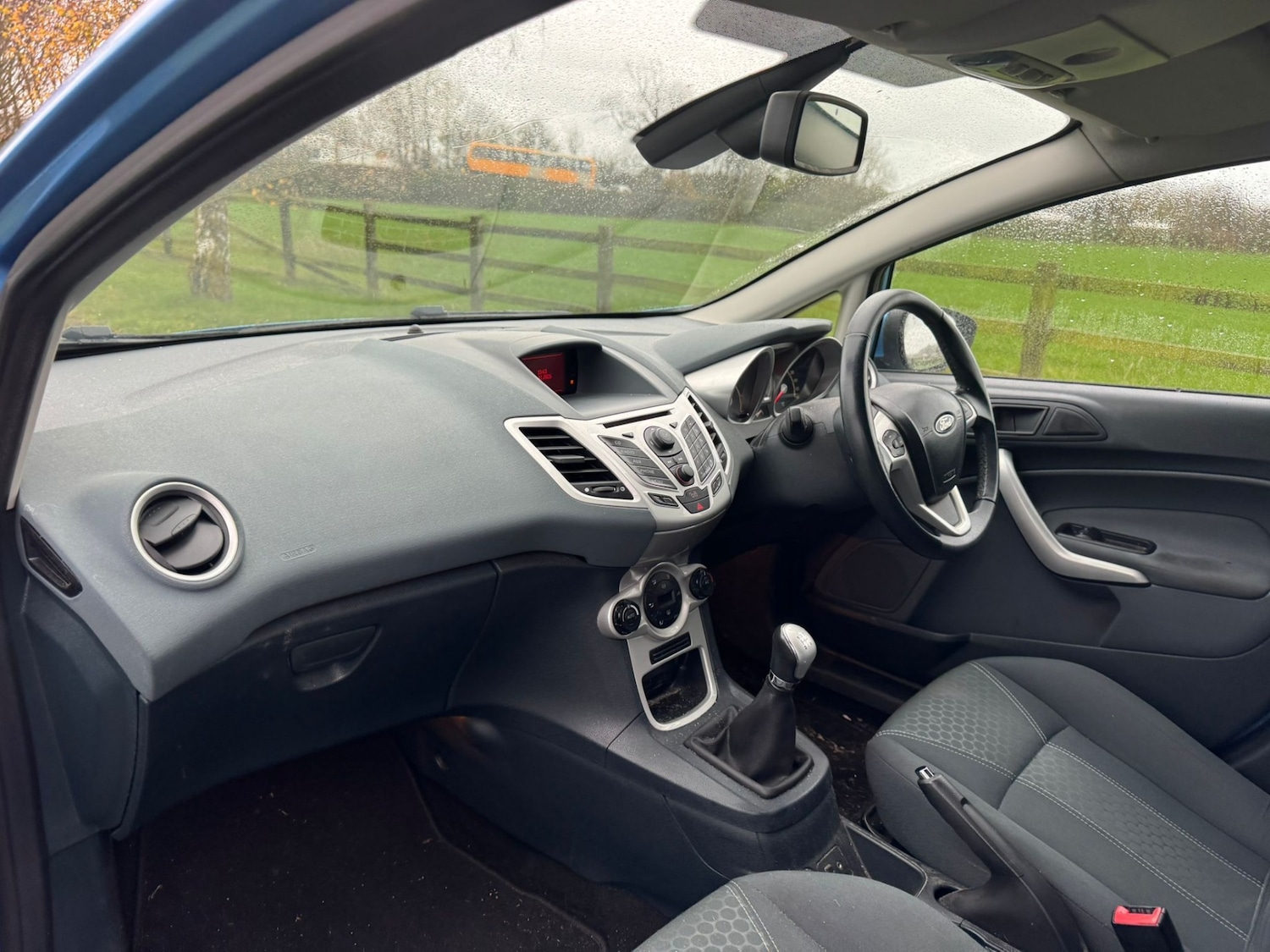 Used Ford Fiesta 2010 for sale - 76544323: Photo 7