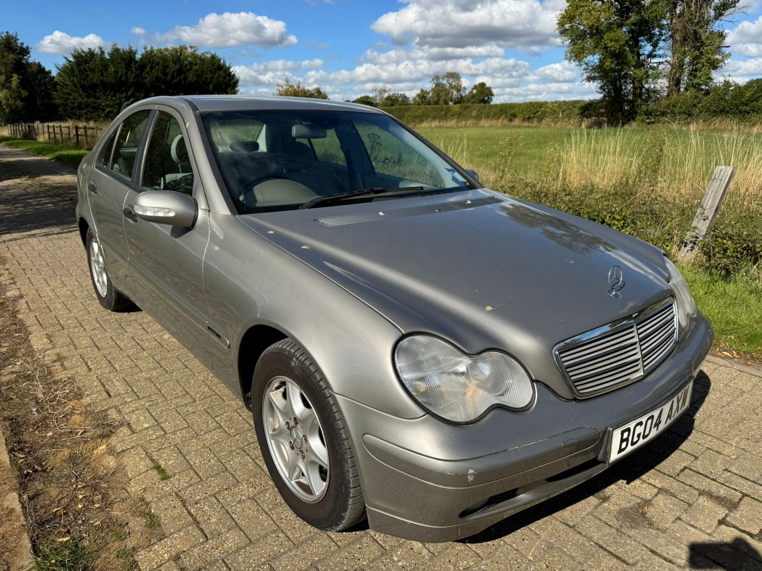 Used Mercedes-Benz C-Class 2004 for sale - 76024302: Photo 1