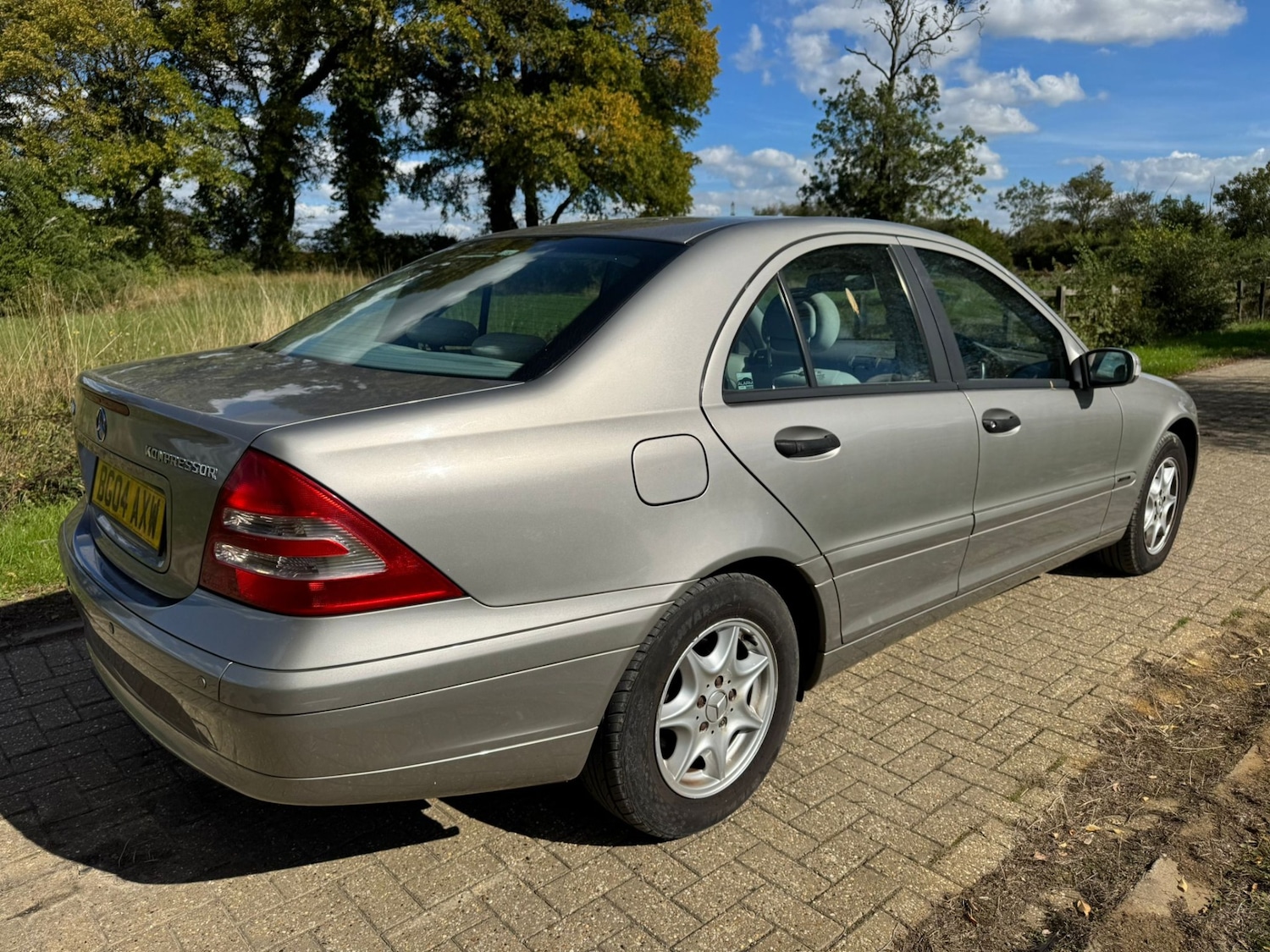 Used Mercedes-Benz C-Class 2004 for sale - 76024302: Photo 3