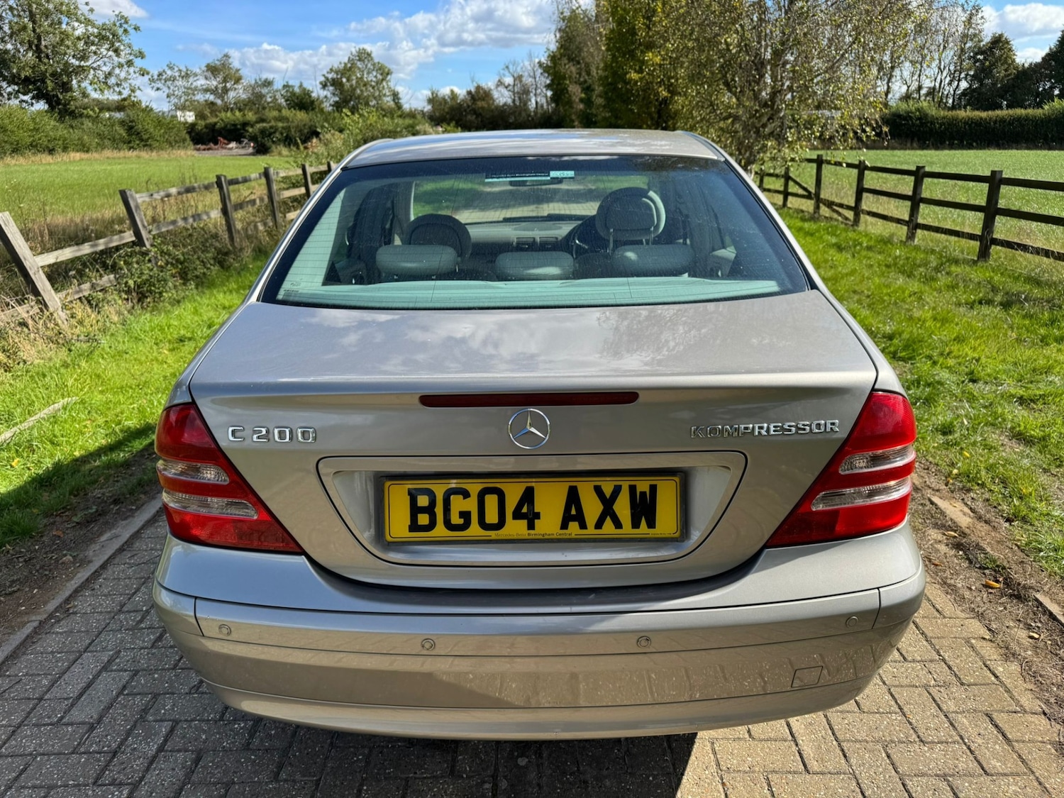 Used Mercedes-Benz C-Class 2004 for sale - 76024302: Photo 4