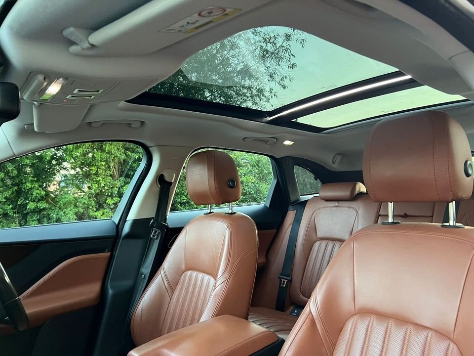 Used Jaguar F-Pace 2016 for sale - 76749870: Photo 14