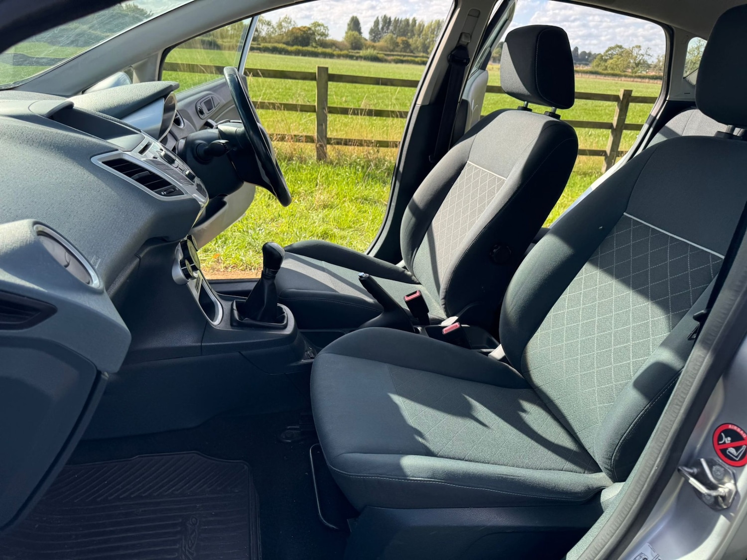 Used Ford Fiesta 2009 for sale - 76075866: Photo 13