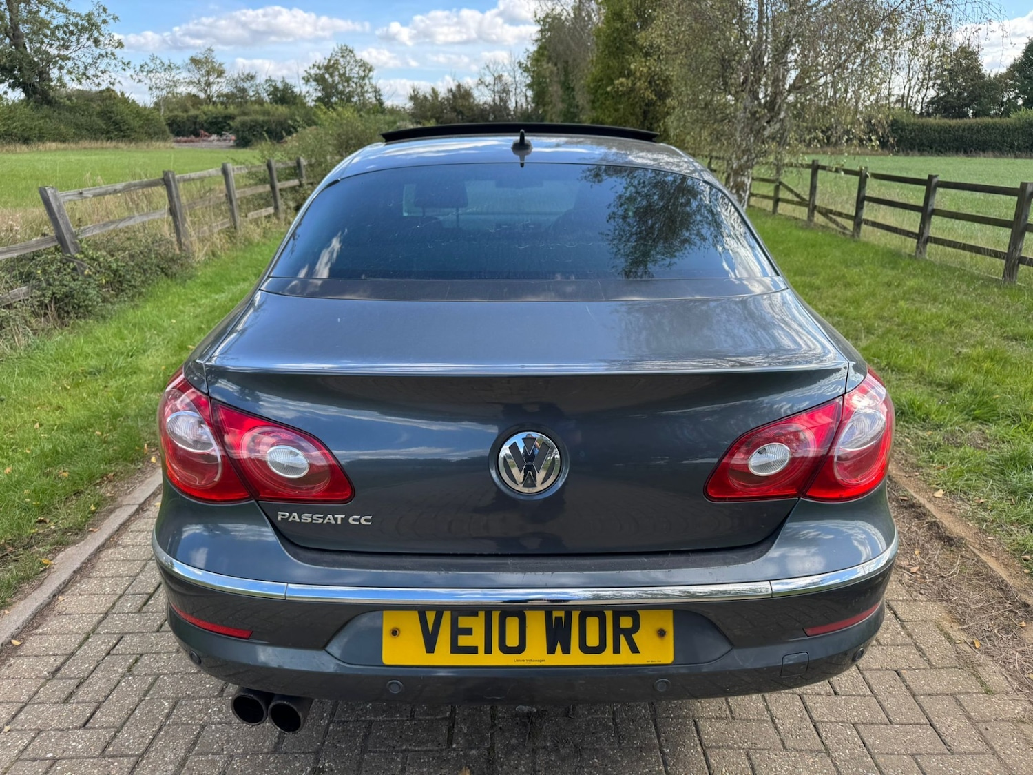 Used Volkswagen Passat 2010 for sale - 76024310: Photo 13