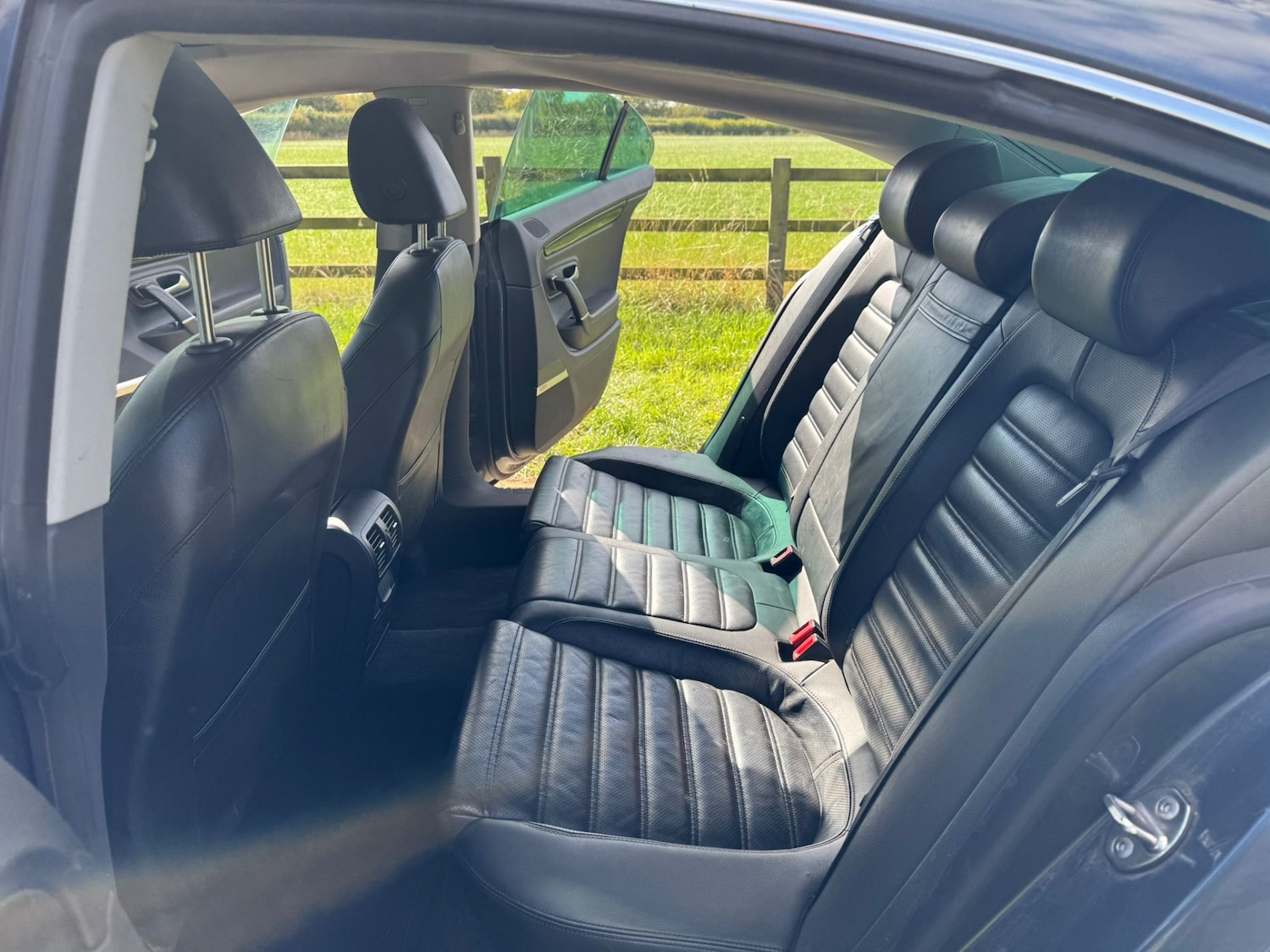 Used Volkswagen Passat 2010 for sale - 76024310: Photo 6