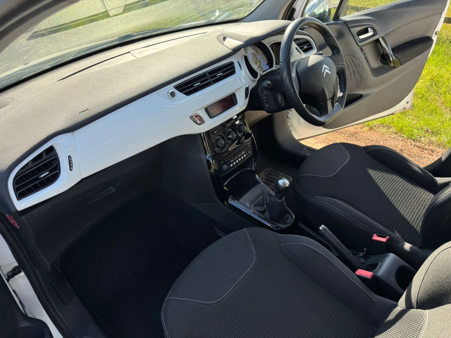 Used Citroen C3 2013 for sale - 75981644: Photo 14