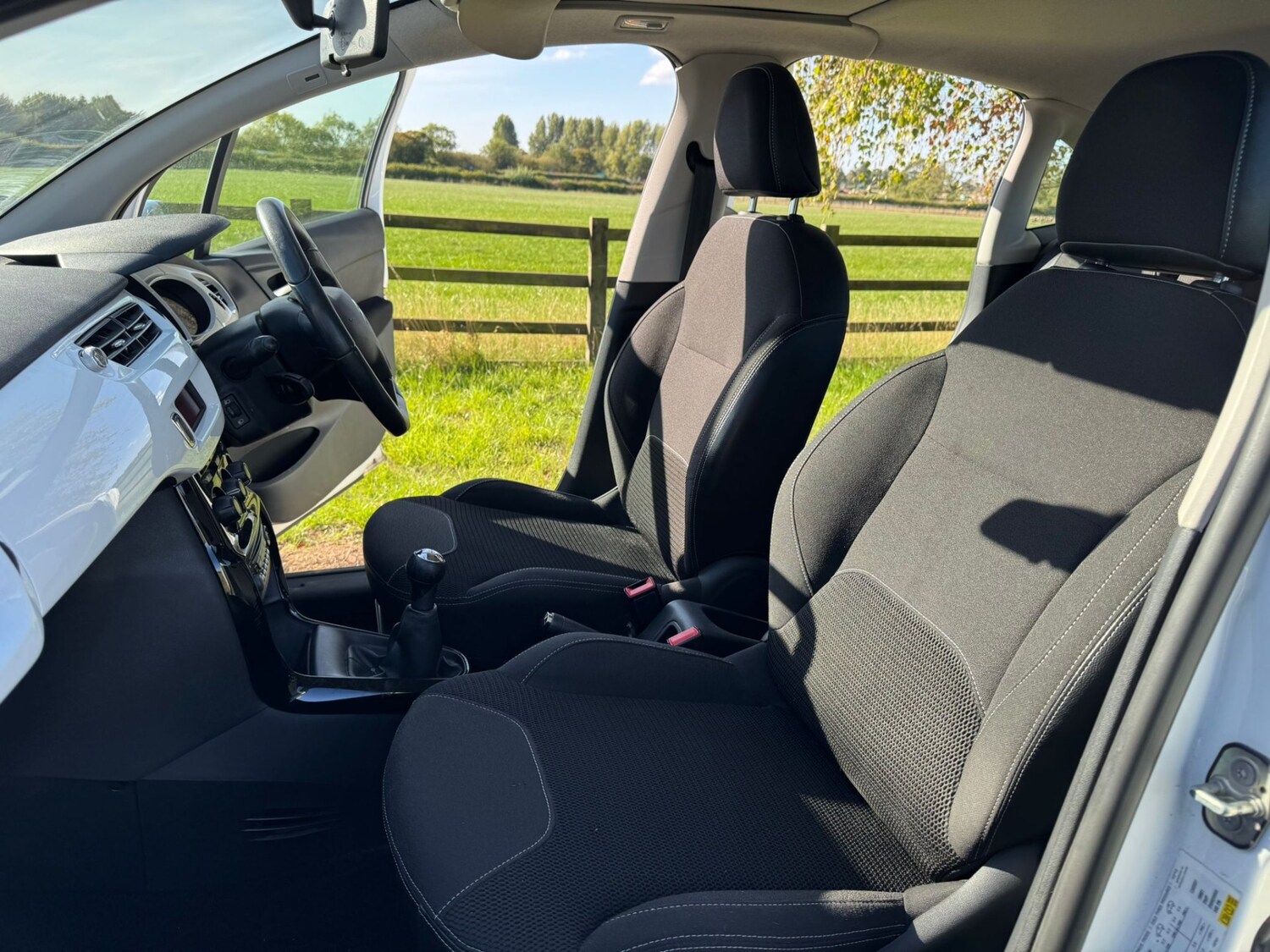 Used Citroen C3 2013 for sale - 75981644: Photo 15