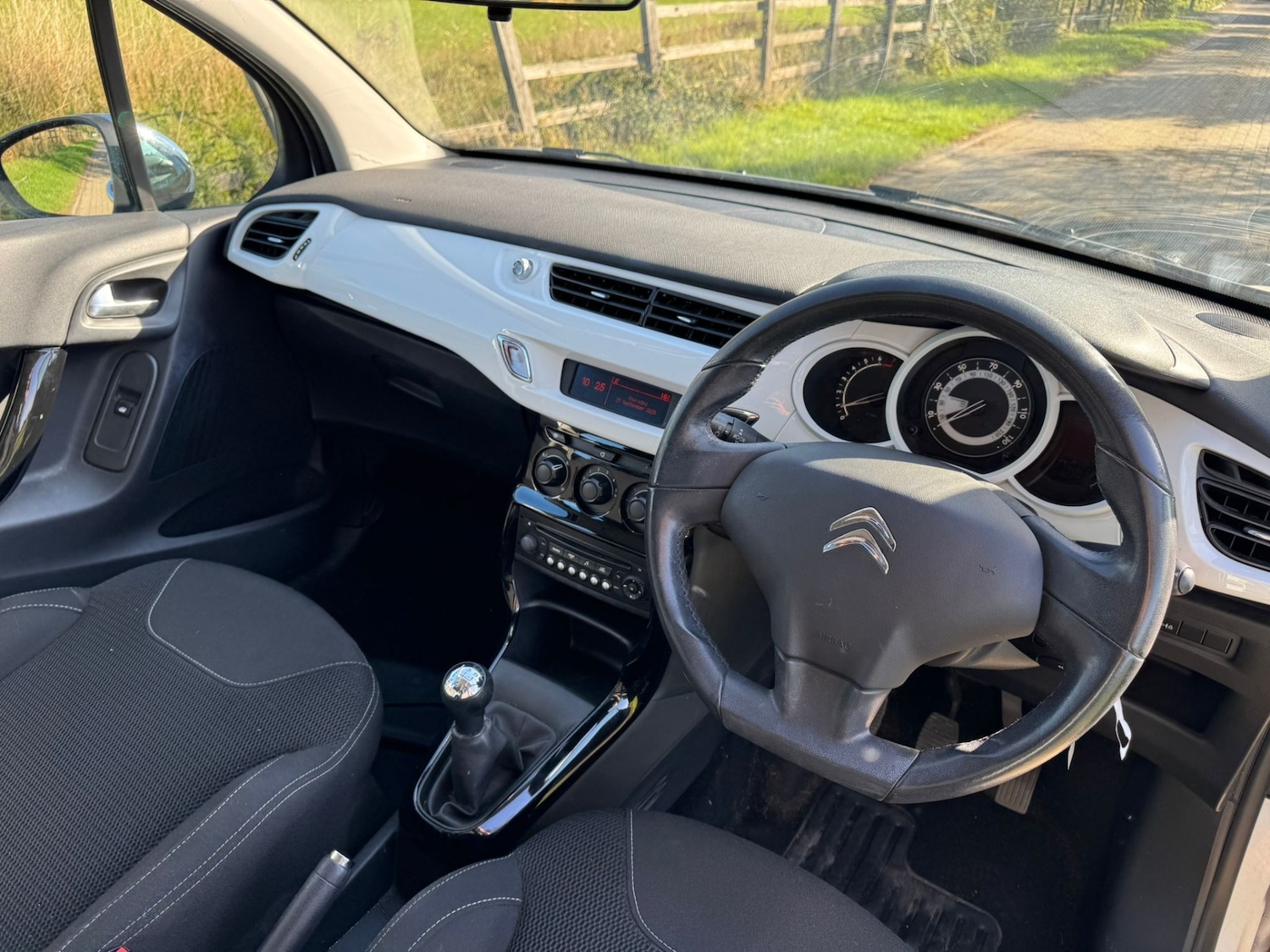 Used Citroen C3 2013 for sale - 75981644: Photo 9