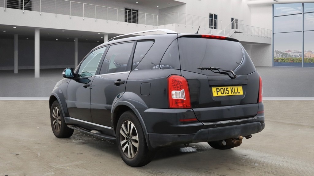 Used Ssangyong Rexton 2015 for sale - 76546384: Photo 3