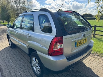 Used Kia Sportage 2010 for sale - 76024305: Photo