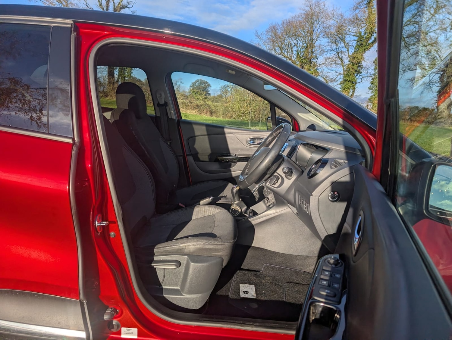 Used Renault Captur 2017 for sale - 76749052: Photo 10