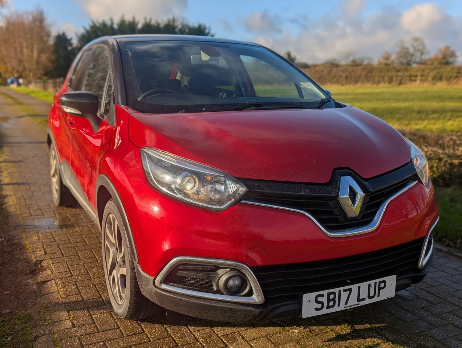 Used Renault Captur 2017 for sale - 76749052: Photo 17