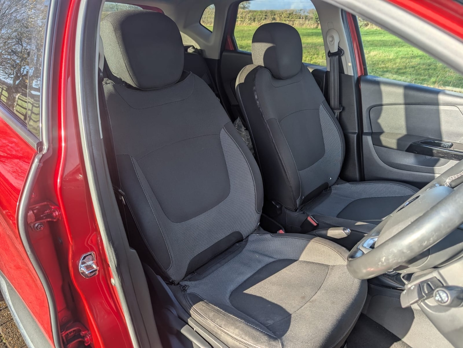 Used Renault Captur 2017 for sale - 76749052: Photo 9