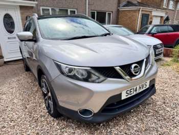 2014 (14) - 2014 Nissan Qashqai Tekna 1.5 diesel 6 speed manual pano roof 5-Door