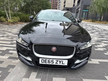 Used Jaguar XE 2016 for sale - 75338373: Photo