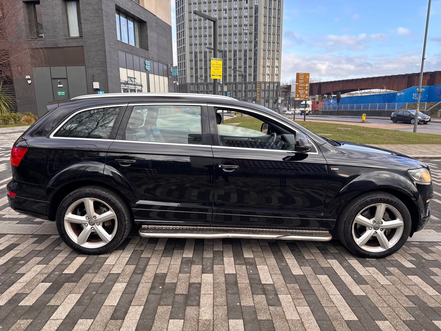 Used Audi Q7 2008 for sale - 77438721: Photo 3