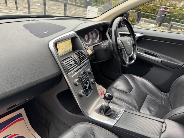 Used Volvo XC60 2012 for sale - 76225501: Photo 16